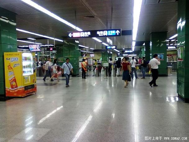 广州火车站装修风格图片